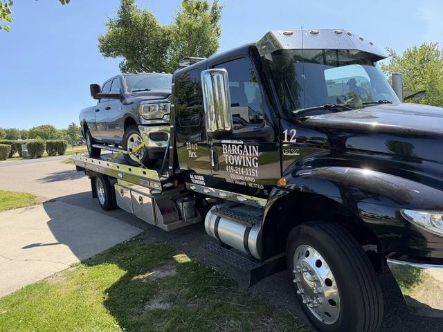 Flatbed tow, Bargain Towing Toledo